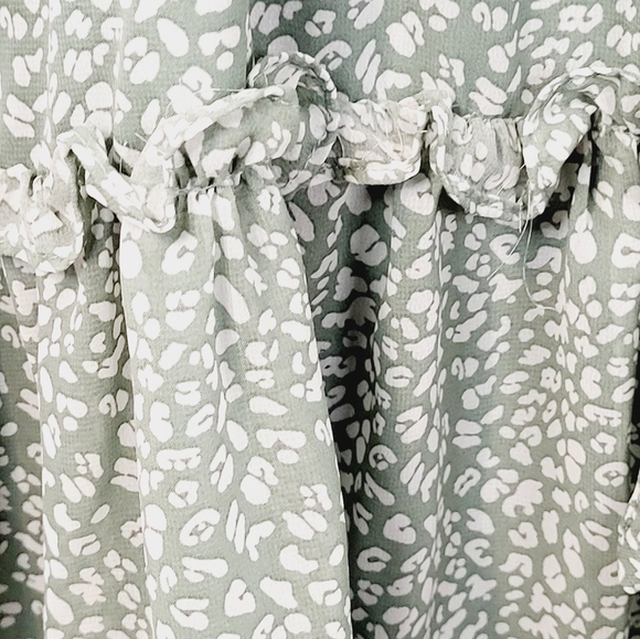 Pinch Lined Floral Dress Size Small NEW with Tag - Picture 12 of 12